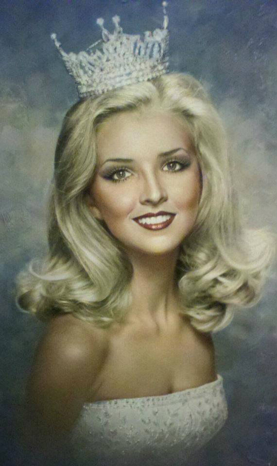 Janet Ward black JW-Miss-NC-Headshot.jpg